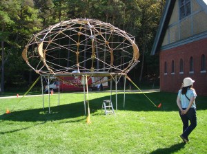 The sky yurt. A tensegrity construction, inspired by Buckminster Fuller